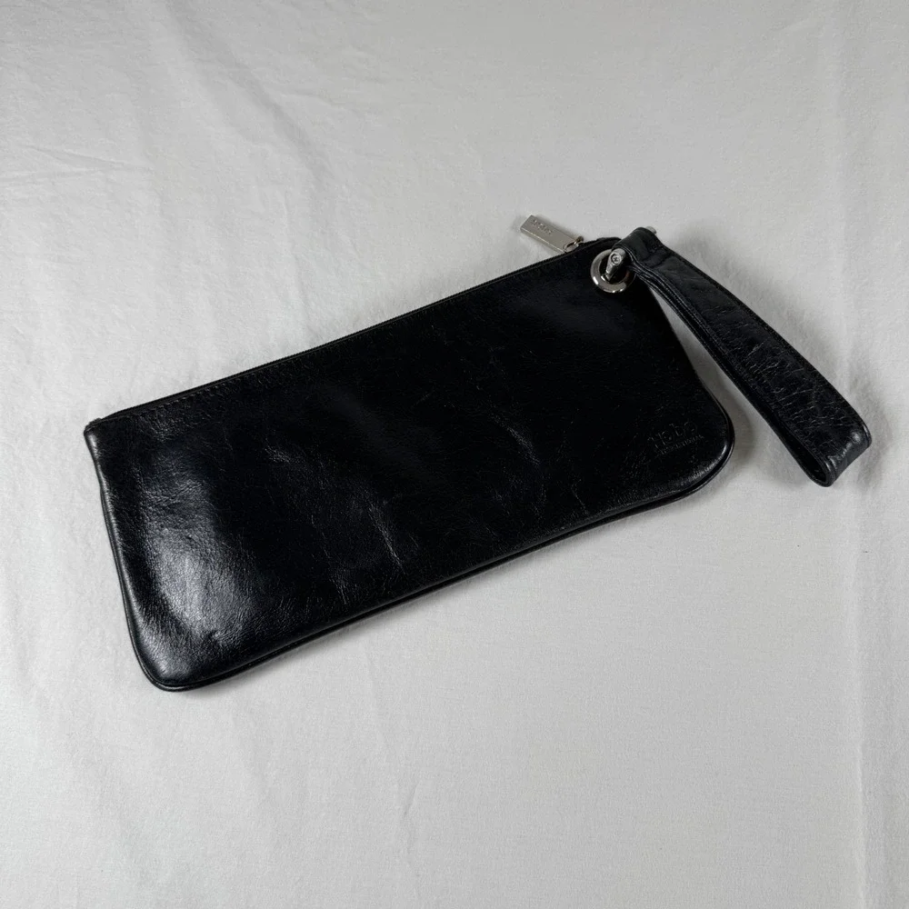 NWOT Hobo International Black Leather Zippered Pouch Wristlet Clutch